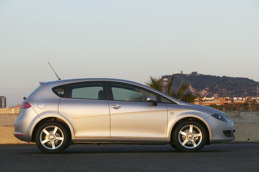  Seat Leon 2005 года  (фото 78 из 126)
